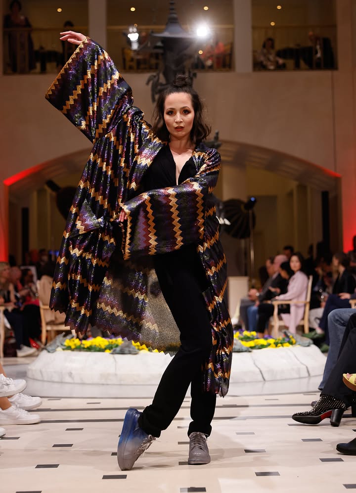 Anja Gockel Fashionshow W22/23 Weltgewand(t). Foto by Chris Gonz