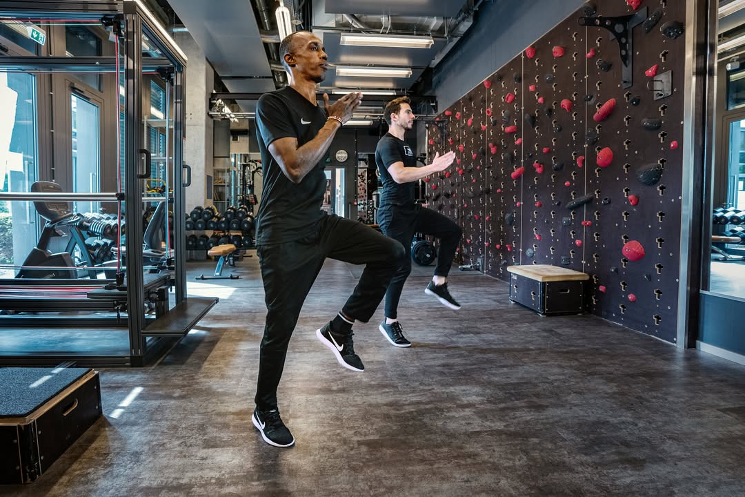 Cardio mit Prime Time Fitness-Mitarbeitern