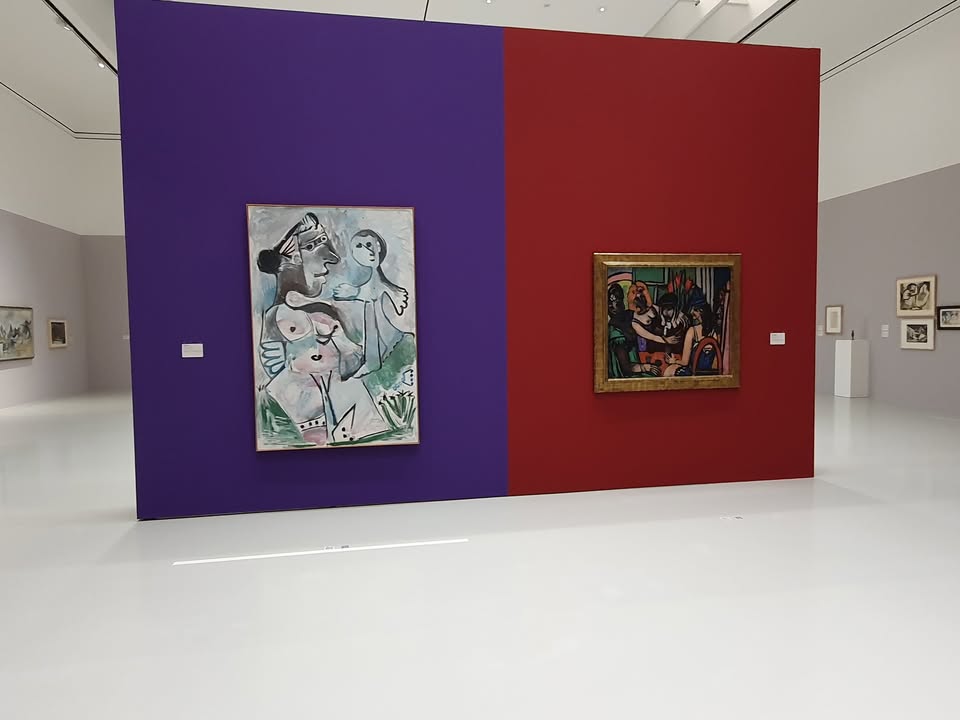 Bild: (l.) Pablo Picasso, Venus et l‘Amour, 1967, Öl auf Leinwand, Kunstmuseum Basel, 1967, Geschenk des Künstlers an die Stadt Basel
Bild (r.): Max Beckmann, Der verlorene Sohn, 1949, Öl auf Leinwand, Kunstbesitz der Landeshauptstadt Hannover, Schenkung der Volkswagenwerk GmbH, Wolfsburg 1956