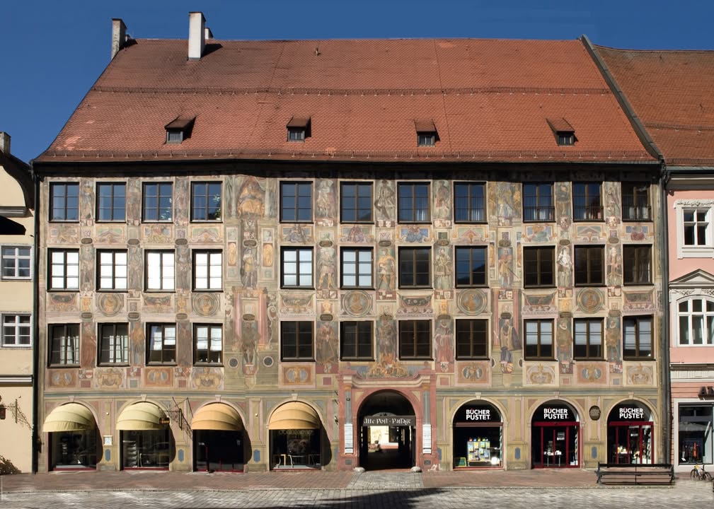 Bücher Pustet Landshut. Foto: © Archiv Friedrich Pustet GmbH & Co. KG