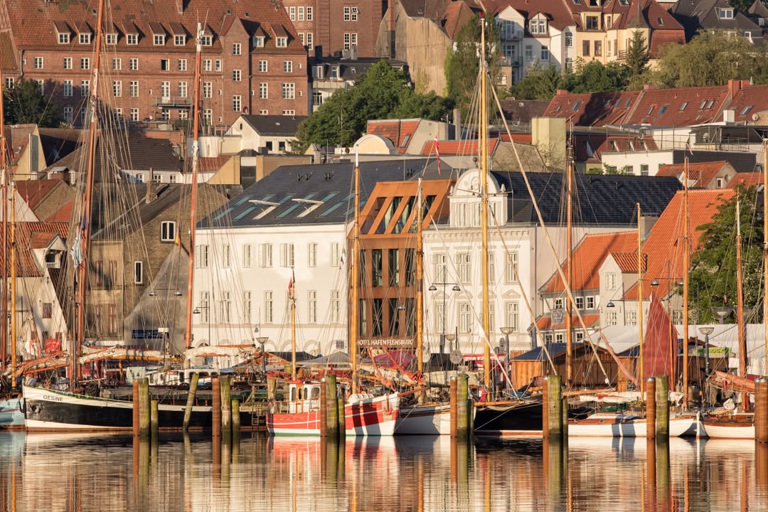 Außenansicht. Foto: © Hotel Hafen Flensburg