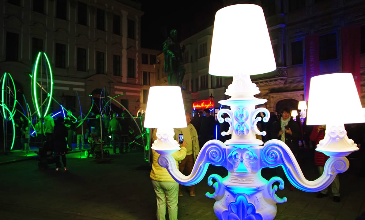Light Nights 2019 Barocke Leuchter. Bild: Augsburg Marketing